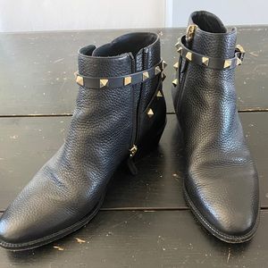VALENTINO Black Leather Studded Ankle Boots size 38.5 / 7.5